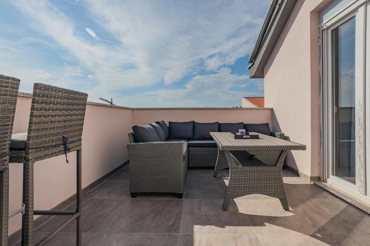 Seaview Apartments Roberta Zadar Extérieur photo